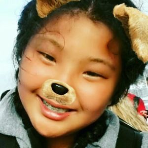 Meet your Posher, Madeleine